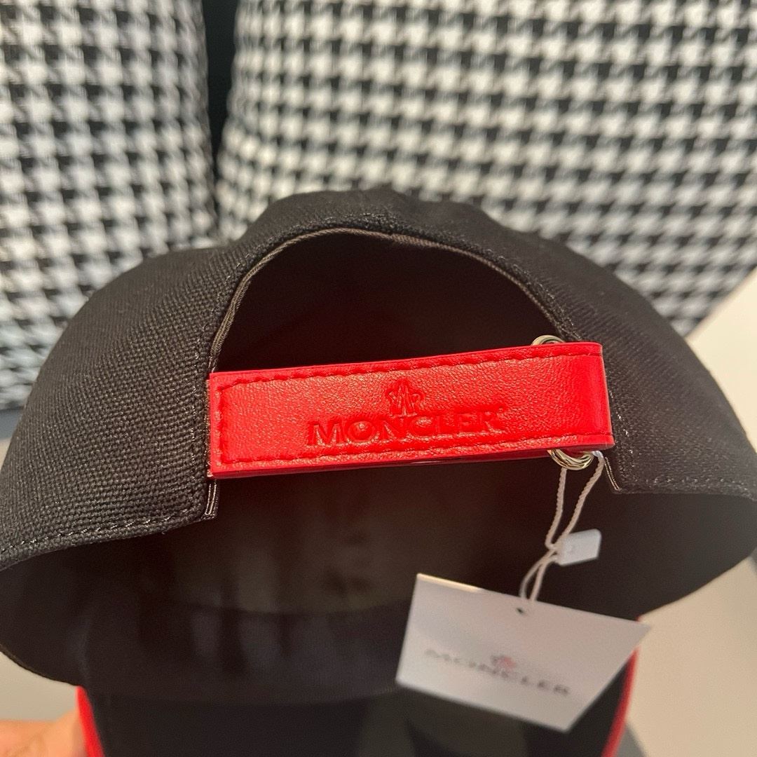 Moncler Caps